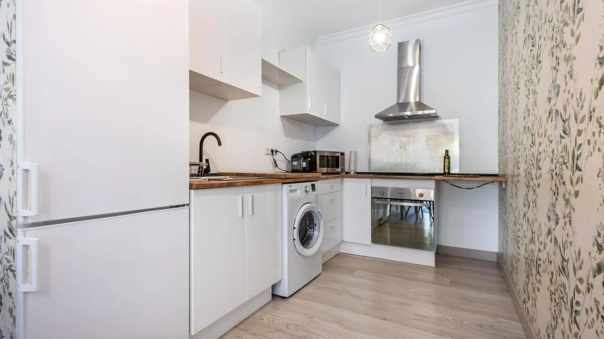 Apartamentos Estepona Centro L-Ll 0*,